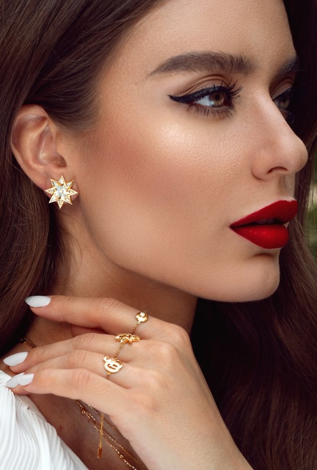 أساور وخواتم من حجر الملاكيت في مجموعة Beauty Of Nature