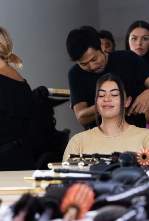 Honore   11 تفتتح أسبوع الموضة في نيويورك