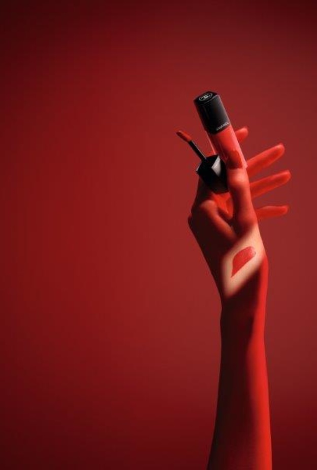ROUGE ALLURE INK FUSION.. أحمر شفاه CHANEL الجديد بتأثير خالٍ من اللمعية فائق