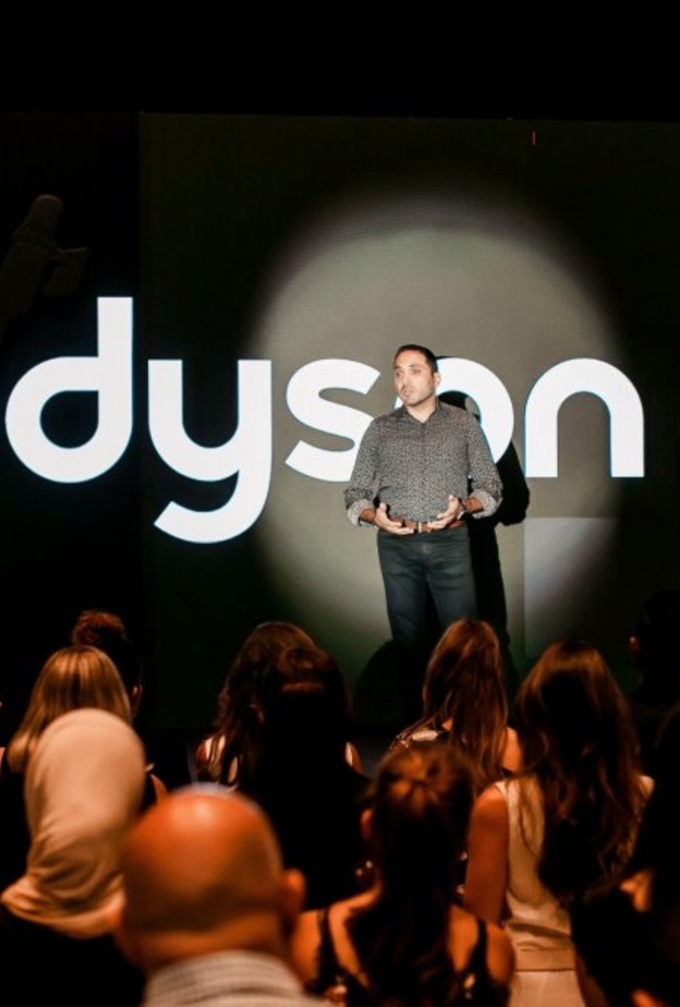  دايسون تشكف عن مكنسة Dyson V11TM اللاسلكية