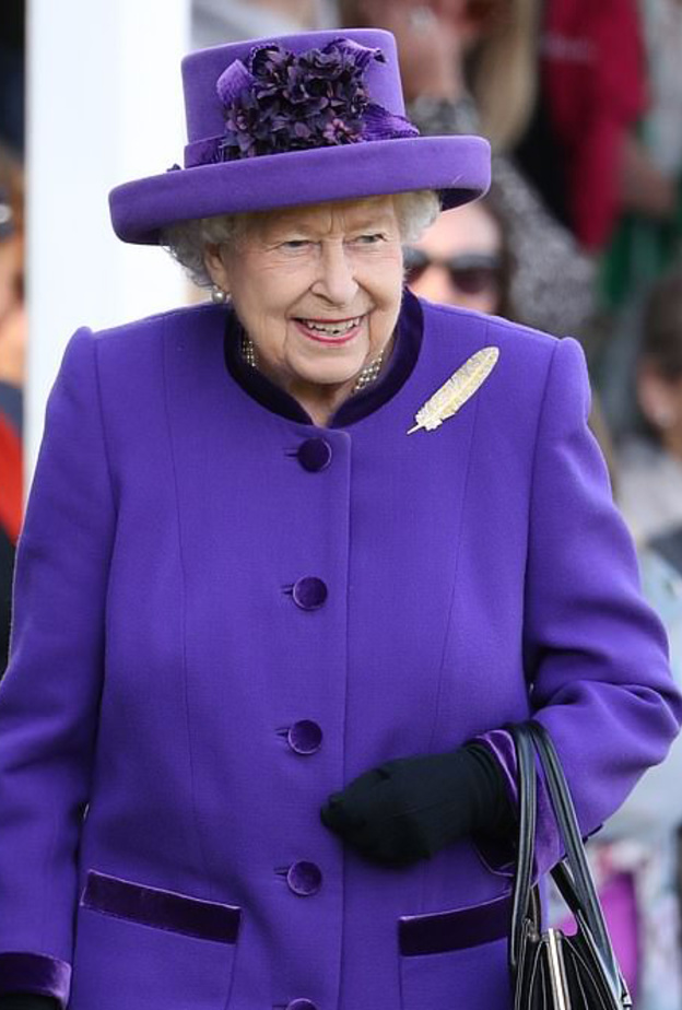 قصر باكنغهام يطلب مدبرة منزل للعمل بدوام كامل في القصر وقلعة وندسور