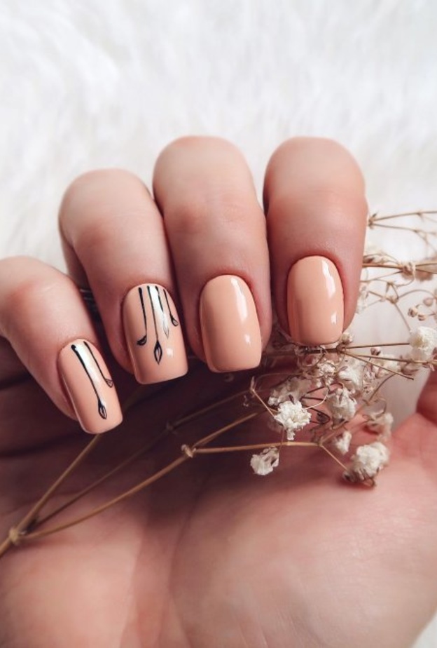 فوائد فيتامين a لتطويل وتقوية الاظافر