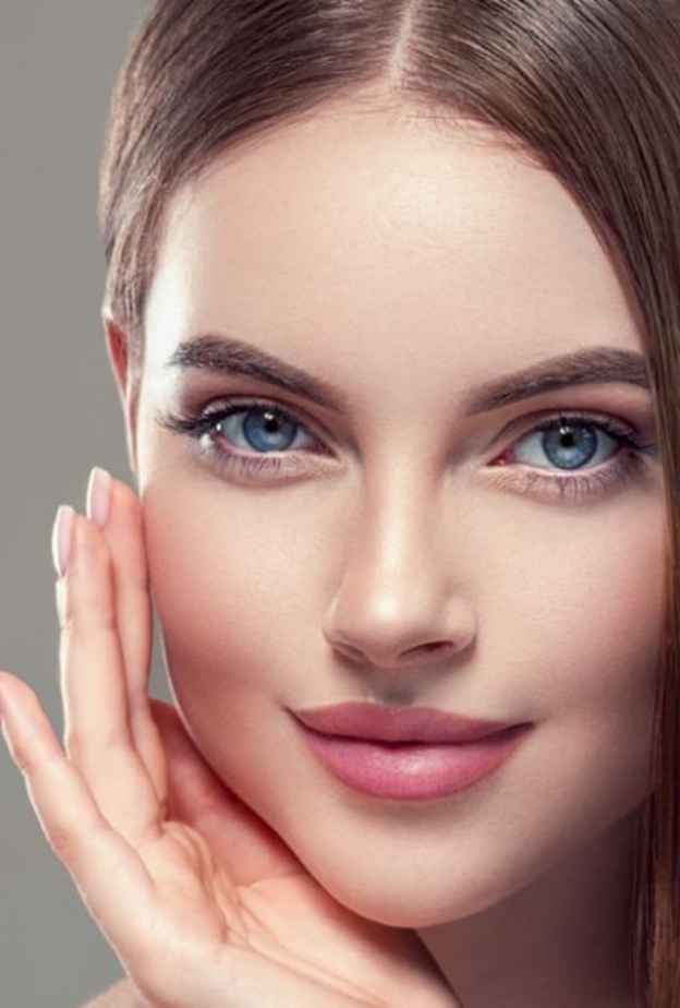  فوائد زيت الياسمين للبشرة والشعر