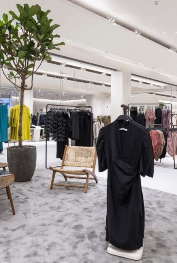متجر Zara الرئيسي الجديد في دبي مول.. تجربة تسوق متكاملة