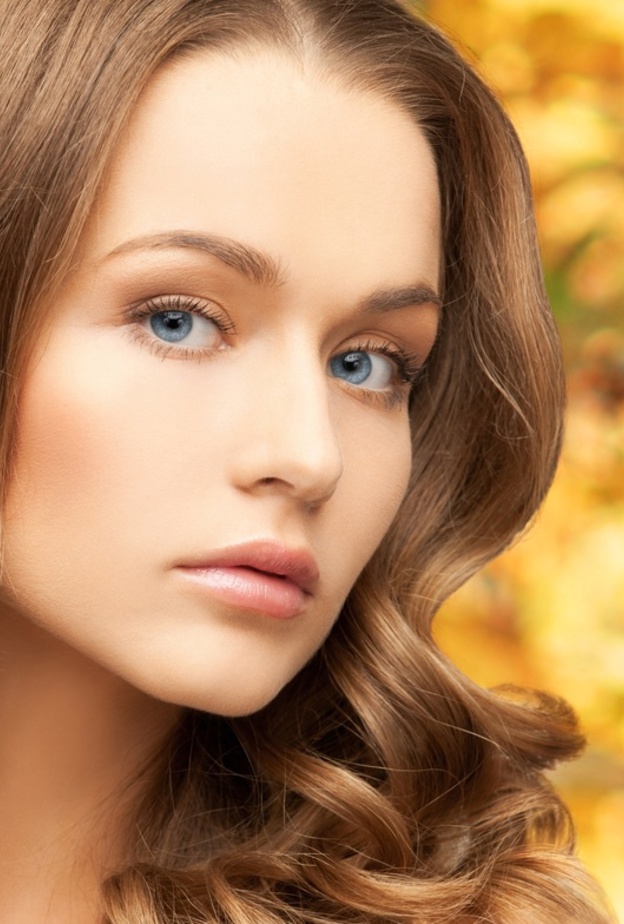 بشرتك تحاج الى روتين جمال خاص في الخريف