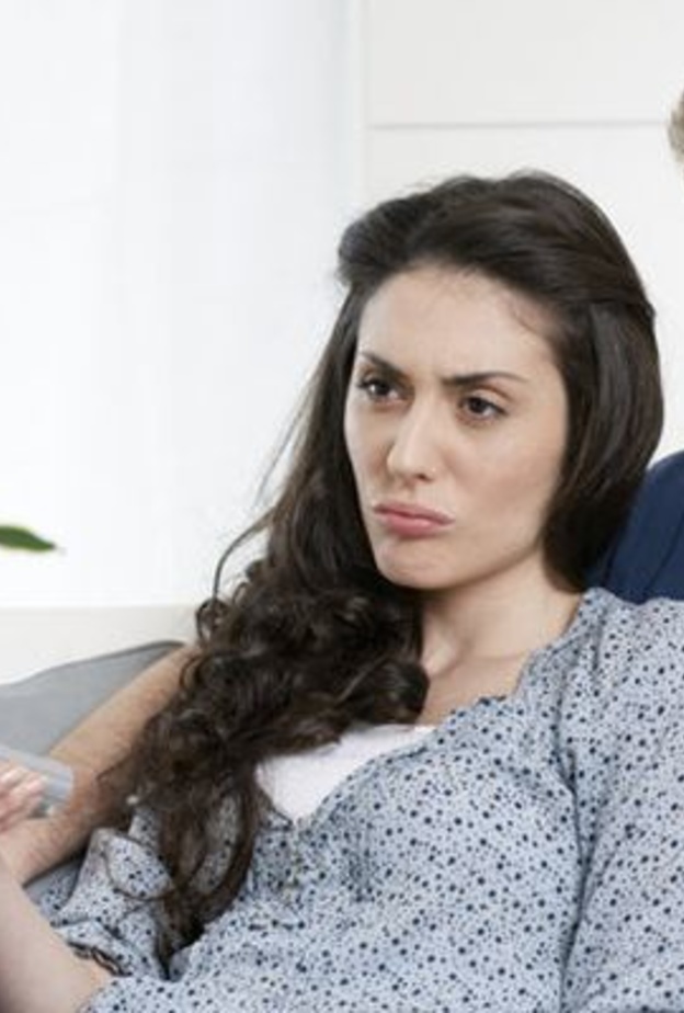 كيف تقضي الزوجة على إحساس الملل من زوجها