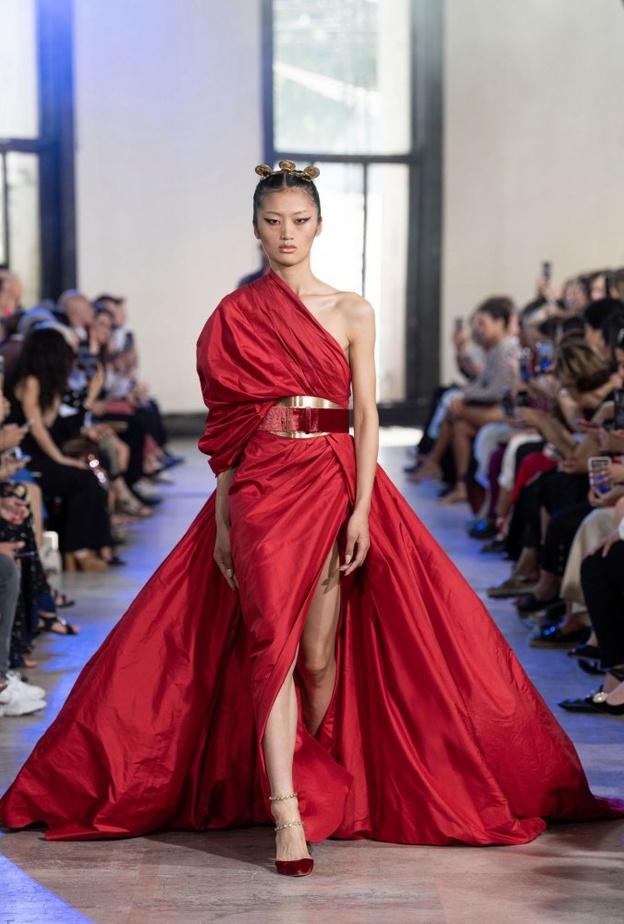 فستان من ralph&russo