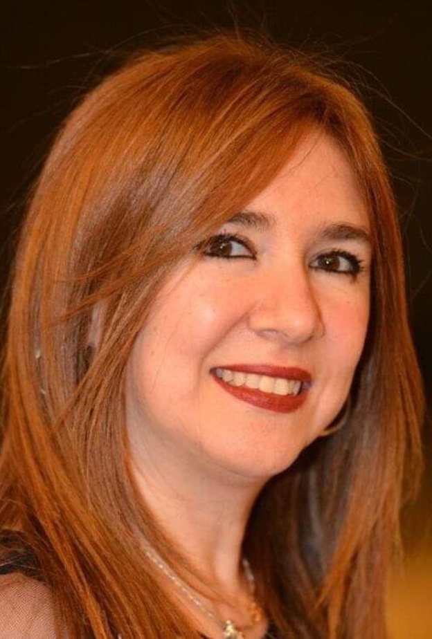 دينا عبد الله 