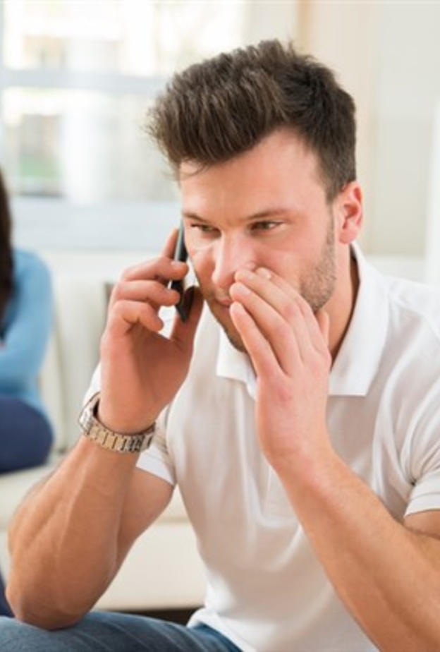 بعض الدلائل تؤكد خيانة الشريك