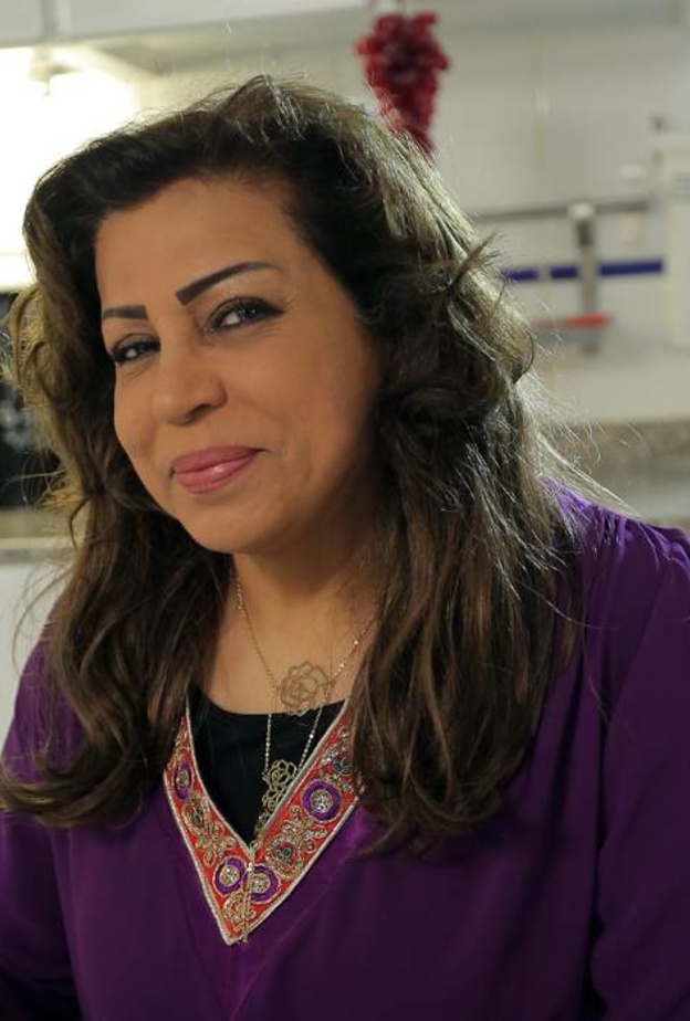 الفنانة فخرية خميس
