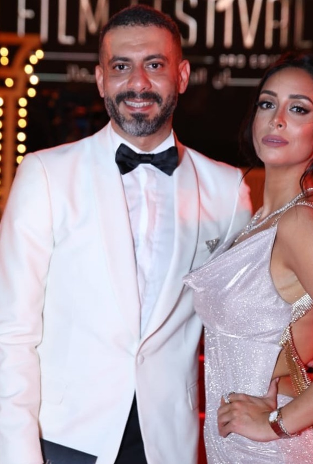 محمد فراج وخطيبته بسنت شوقي 