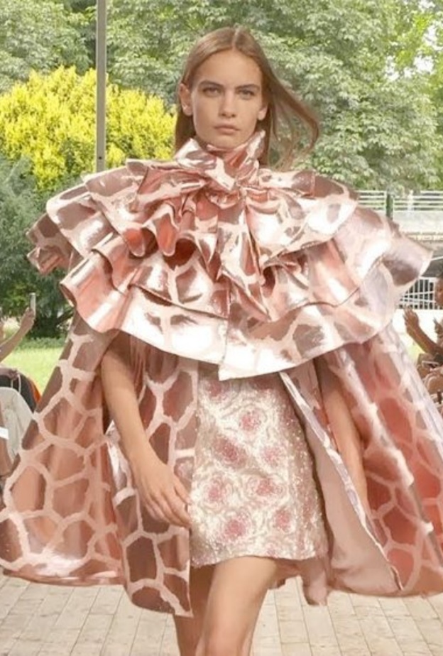 فستان خطوبة قصير لعروس 2020