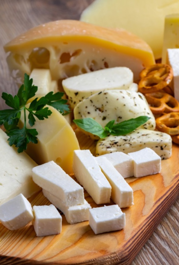 فائدة تناول الجبنة على الاوعية الدموية