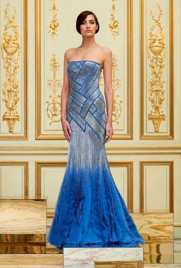 فستان من ryan lo