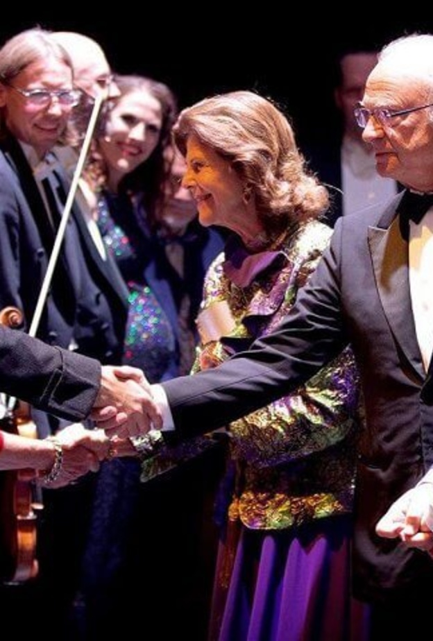  افتتح الأمير غوستاف أدولف مسرح مدينة مالمو والذي تحول فيما بعد إلى أوبرا مدينة ماليمو