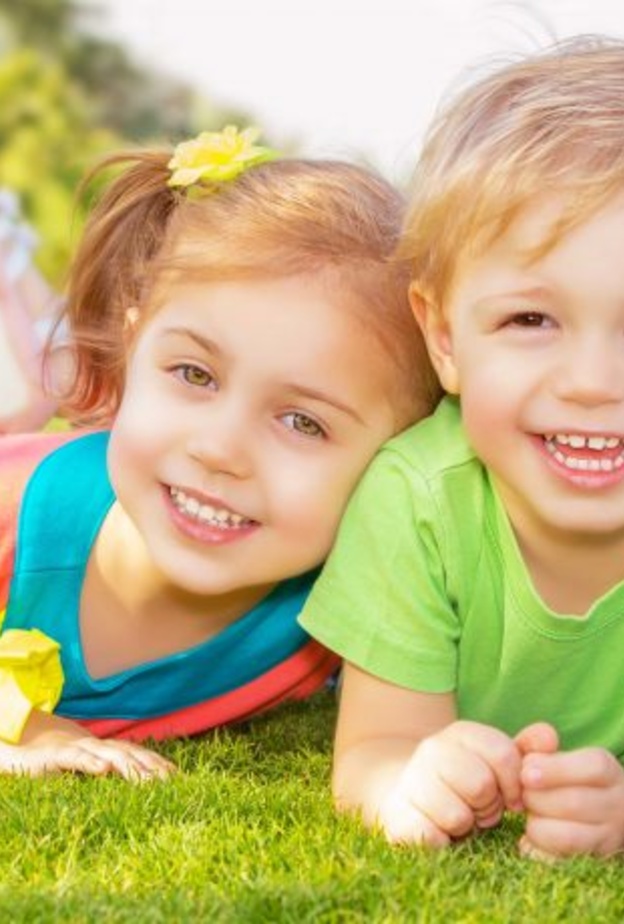 الأطفال الذين يتناولون الأطعمة الصحية هم أطفال سعداء