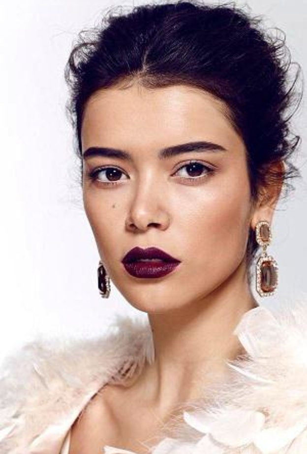 استخدمي أحمر الشفاه Guerlain Gigolo Rouge G Lipstick للون رائع