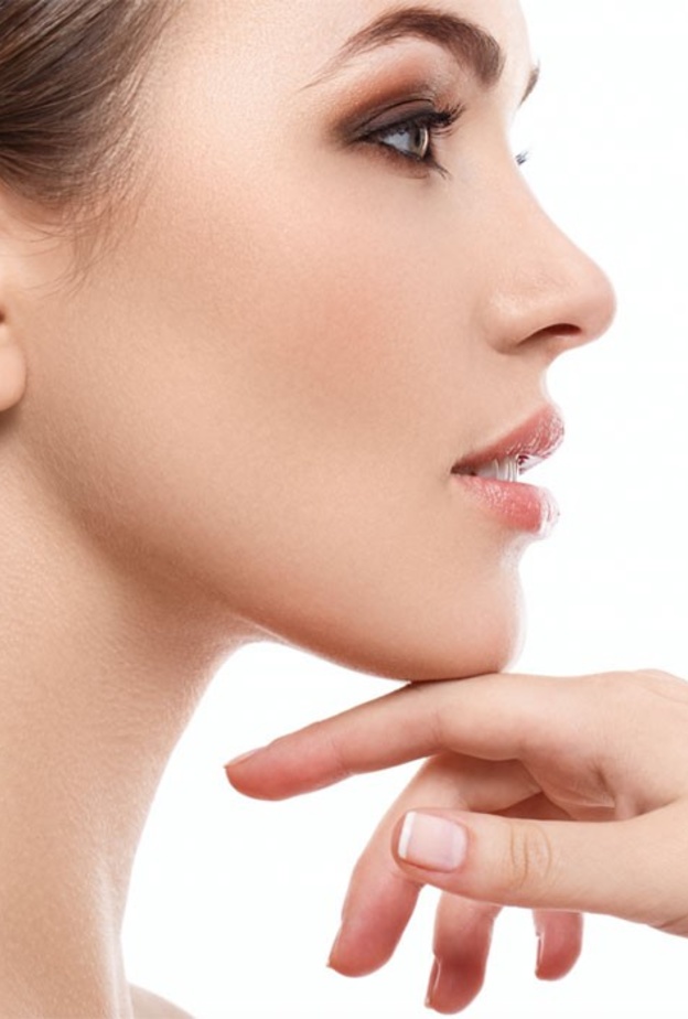 عملية تجميل الأنف بتقنية الموجات الصوتية تساعد على إزالة العظام دون تلف الأنسجة اللينة المحيطة أو الأغشية المخاطية