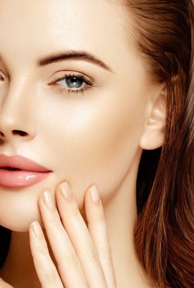 أكثري من اكل الأفوكادو للحصول على بشرة متوهجة خالية من الحبوب