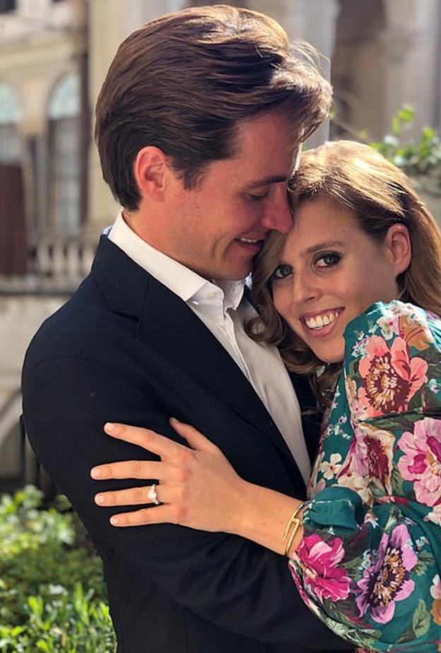 إدواردو مابيلي موزي طلب يد الأميرة بياتريس في لحظة رومانسية