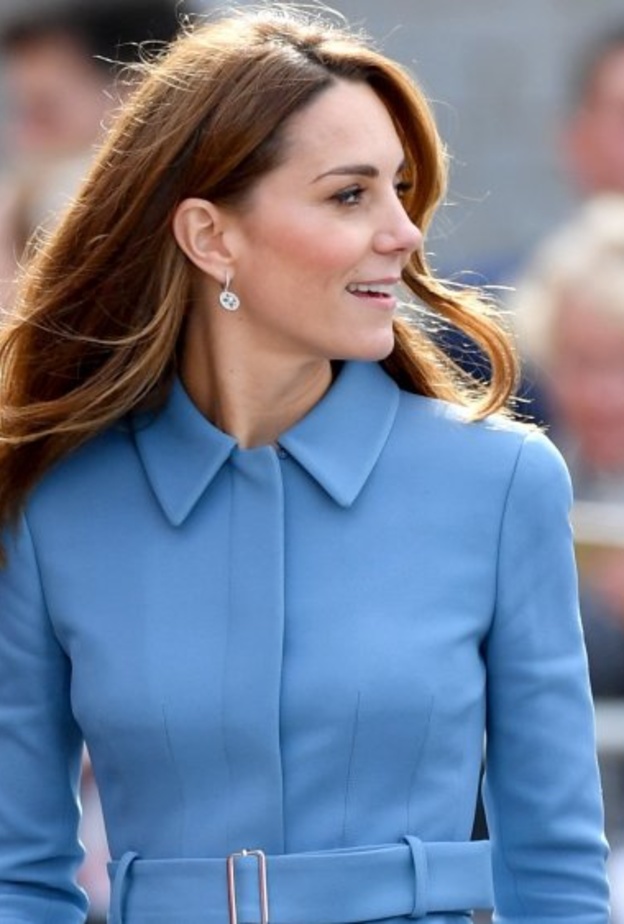 محامية أمريكية تقلد جميع إطلالات كيت ميدلتون