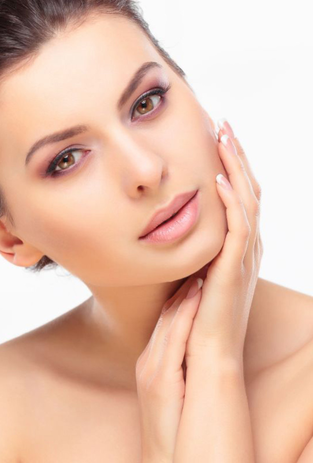 احصلي على بشرة نقية ورائعة من خلال تقنية شد الوجه الثلاثي الأبعاد