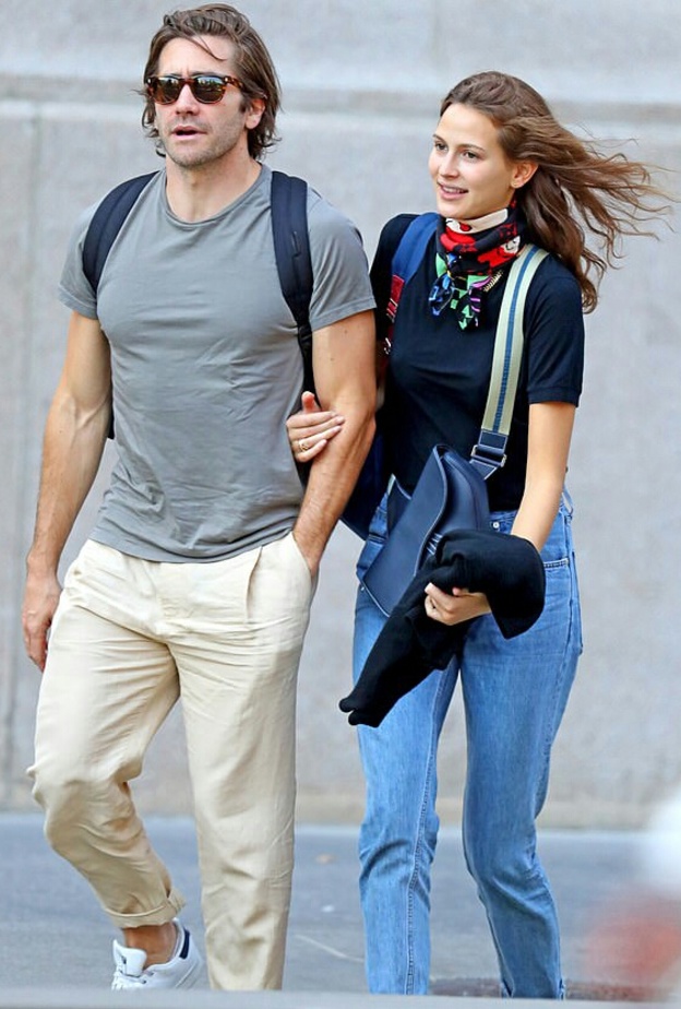 جاك جيلينهال و جان كاديو 