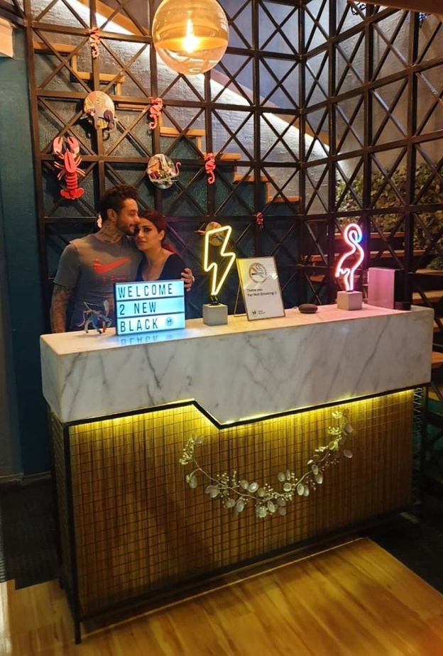 احمد الفيشاوي وزوجته 