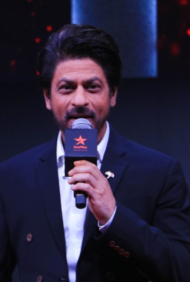 شاروخان سأعلن عن أحدث أفلامي خلال شهر أو شهرين