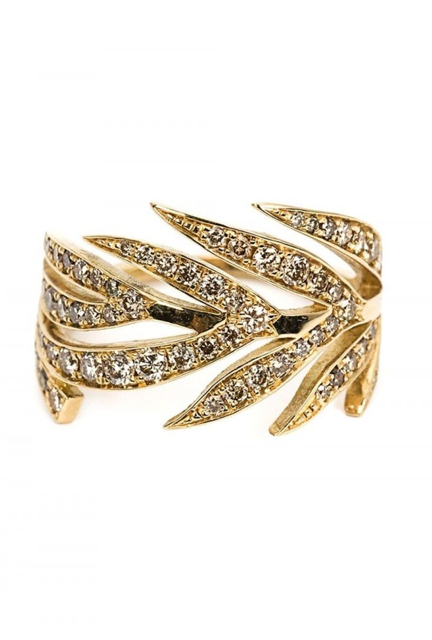 تصميم خاتم ذهب على شكل وردة كبيرة من الذهب الأصفر من تصميم Silvia Furmanovich