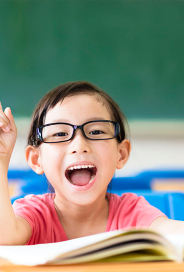 على والدي الطفل من برد الميزان تشجيعه على اتخاذ القرارات بنفسه