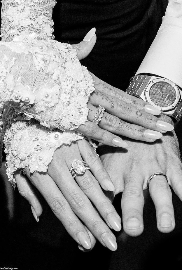  جاستين بيبر وهايلي بالدوين