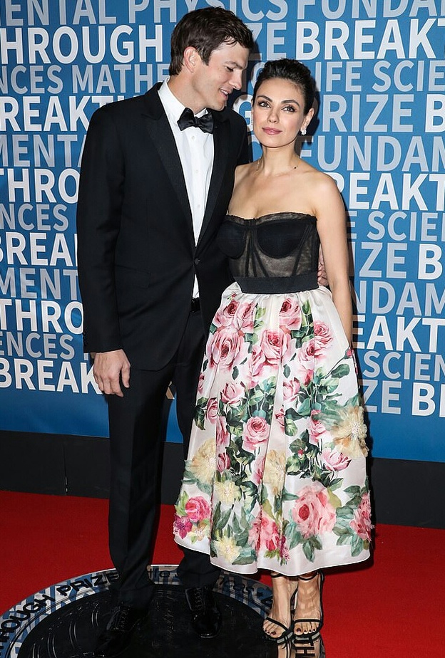 أشتون كوتشر و ميلا كونيس 