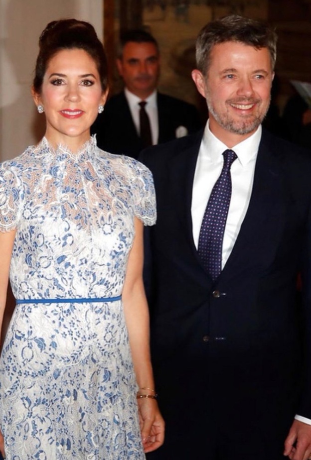 الأميرة ماري مع ولي العهد الدنماركي الأمير فريديريك في باريس