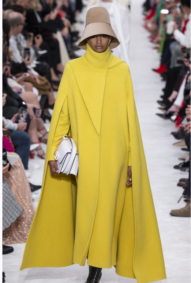 Altuzarra مع لمسة من الفرو