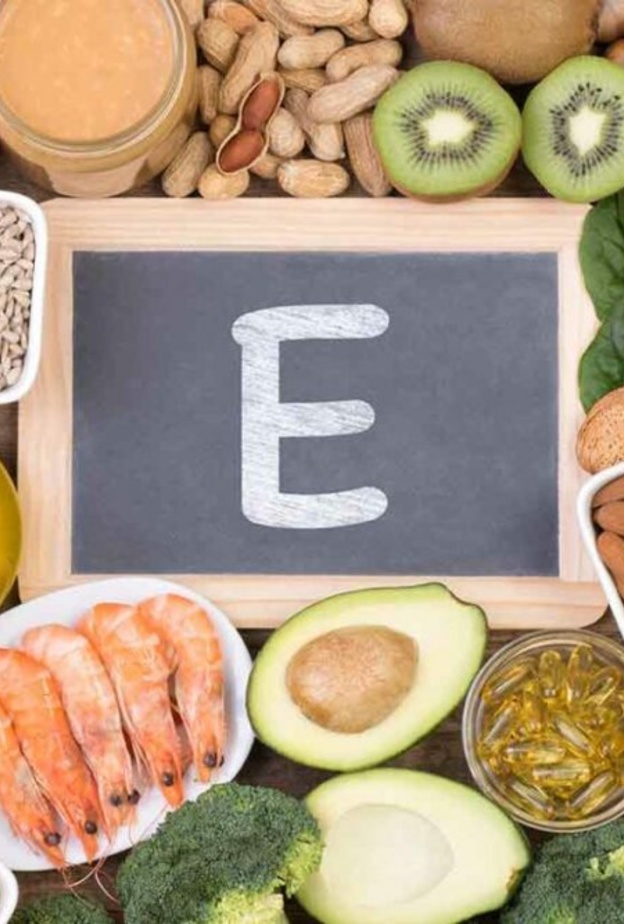 الشوكولاتة الداكنة مفيدة للتخلص من حب الشباب وليس العكس