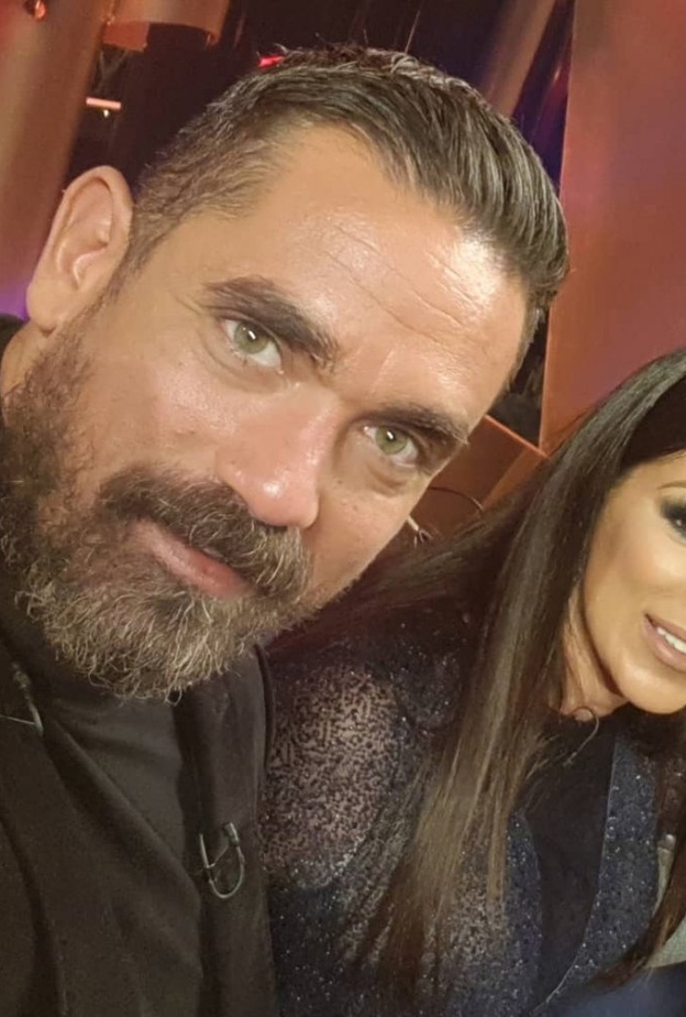 امير كرارة يتلقى معايدة من احمد صلاح حسني