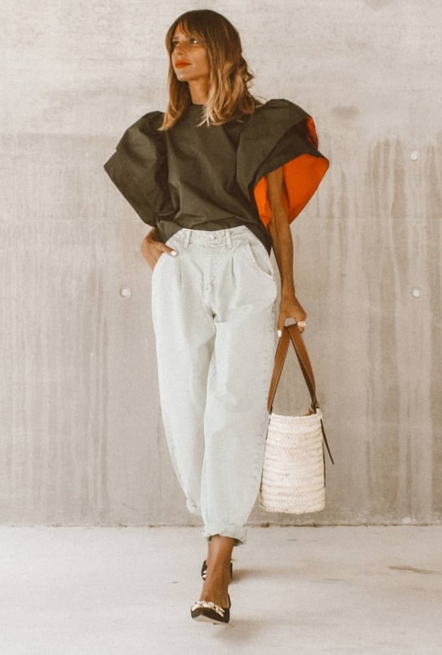 اكمام منفوخة بموضة الجلد