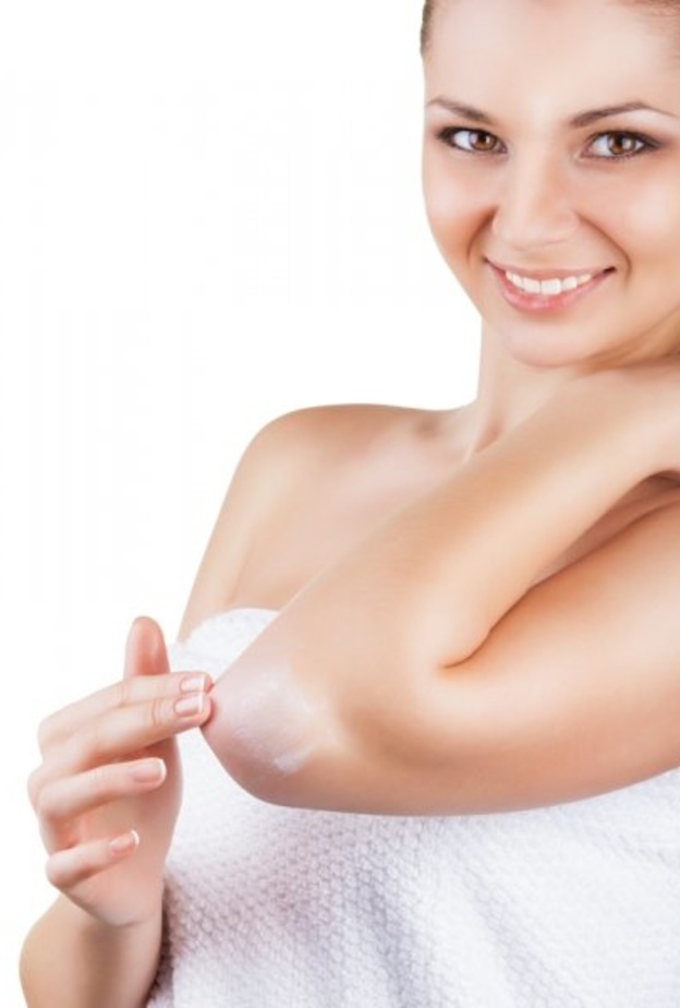 خلطات الزنجبيل للتخلص من اسوداد الكوعين