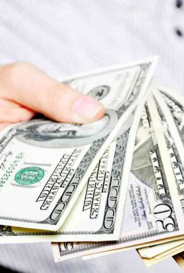 خفض الرواتب يؤثر على الصخة العامة