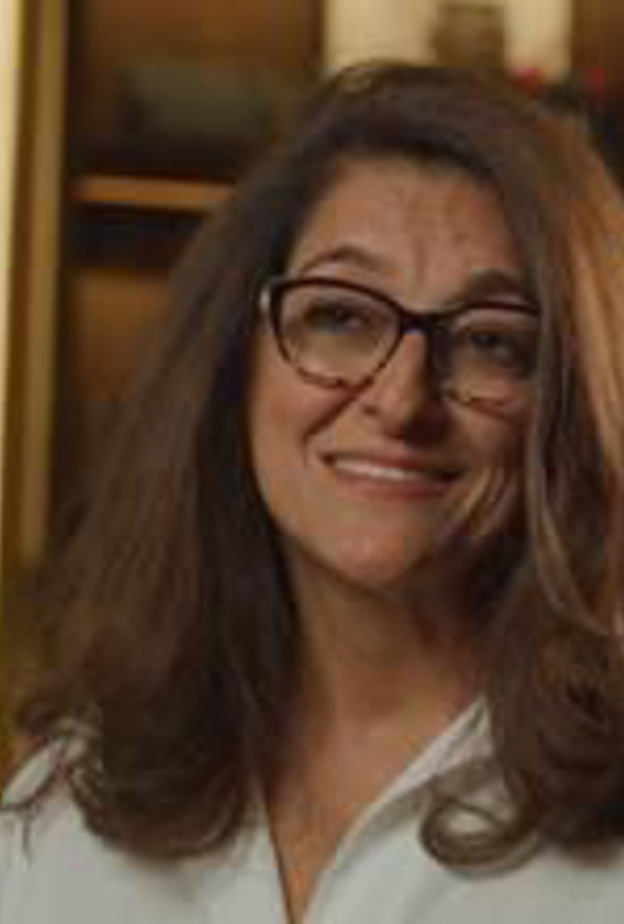 CH Carolina Herrera تطلق حملة "CH PINK" السنوية لمحاربة سرطان الثدي بالشراكة مع أول طبيبة جرّاحة في دولة الإمارات العربية المتحدة