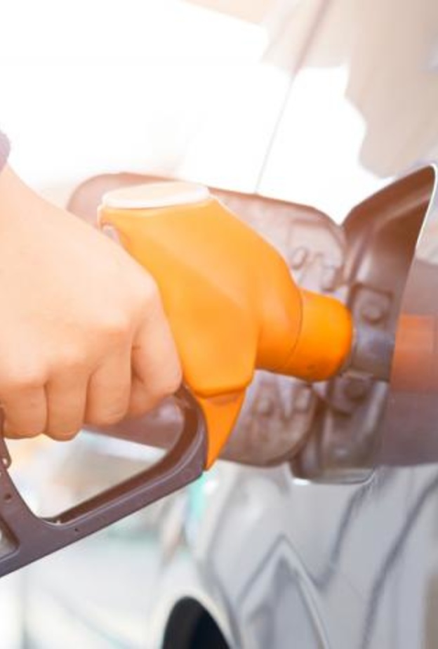 نصائح هامة لتوفير استهلاك الوقود في السيارة