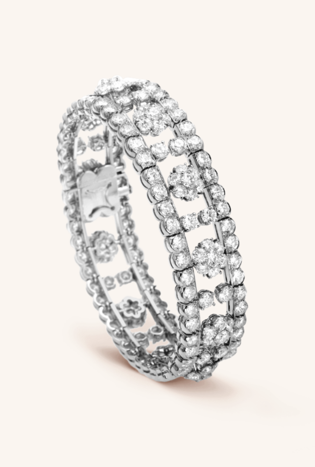 سوار من تيفاني اند كو Tiffany & Co