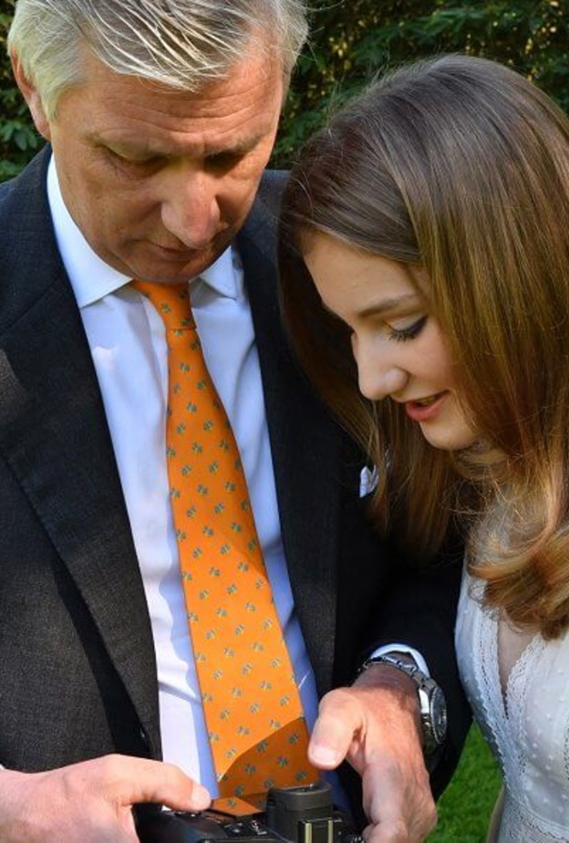 إصدار طوابع جديدة بمناسبة عيد ميلاد الأميرة إليزابيث الثامن عشر