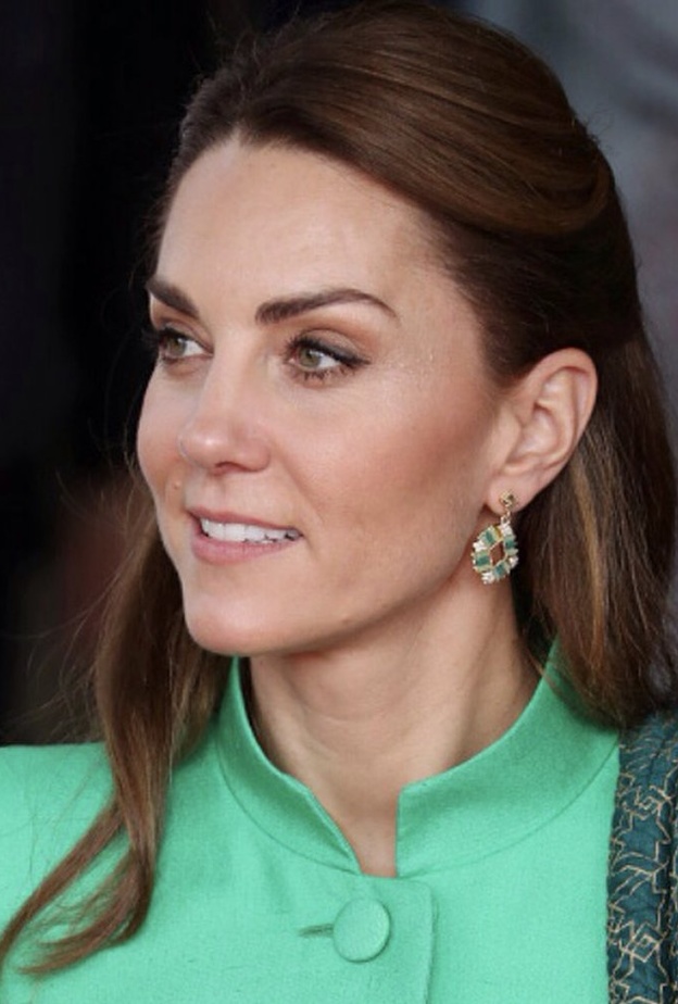 إطلالات كيت ميدلتون الجمالية خلال زيارتها إلى باكستان