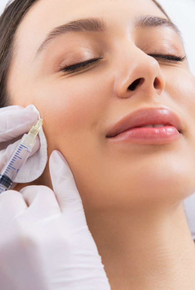  تعرفي على طريقة عملية نفخ الخدود جراحياً، للحصول على خدود ممتلئة وجميلة