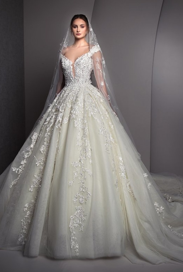 فستان من زياد نكد