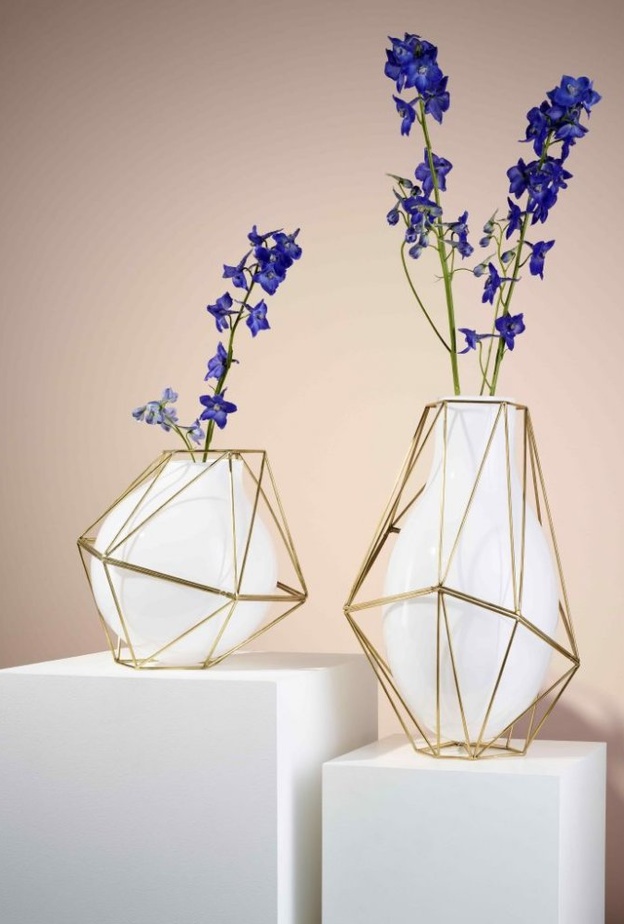 أتيلييه سواروفسكي تطلق أحدث تشكيلاتها من الديكورات المنزلية في معرض داون تاون ديزاين