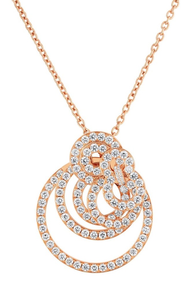 طقم من بوشرون Boucheron