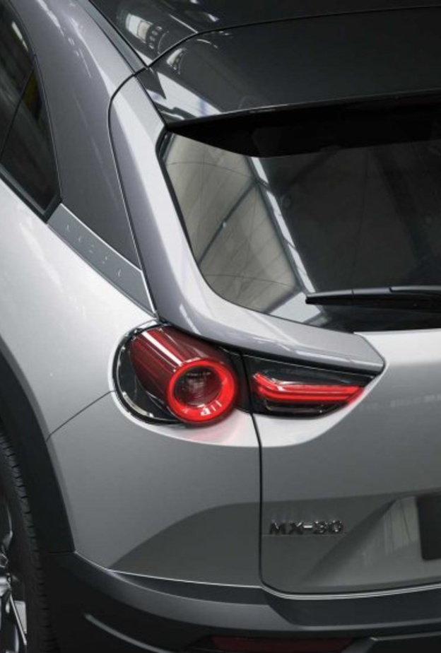 مواصفات Mazda 3 بعد التعديل